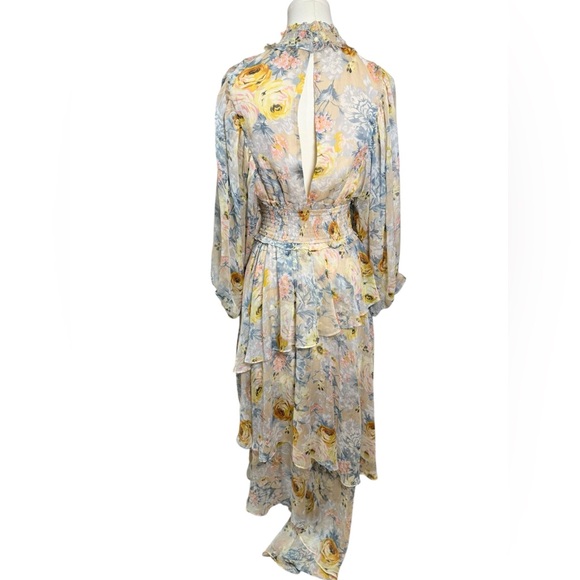 Elliatt Astrid Tiered Asymmetric Floral Dress in Multi Cream Size Small - Picture 5 of 12